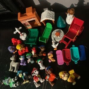 Paw Patrol Winter Wonderland Christmas Playset PVC 3" Figures Marshall Chase Lot